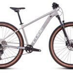 Cube Attention Pro – 27,5 Zoll – Diamant – 2025